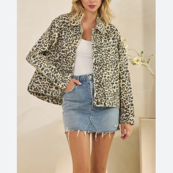 Kensie Jackets & Blazers - Kensie Animal Print Button-Up Jacket